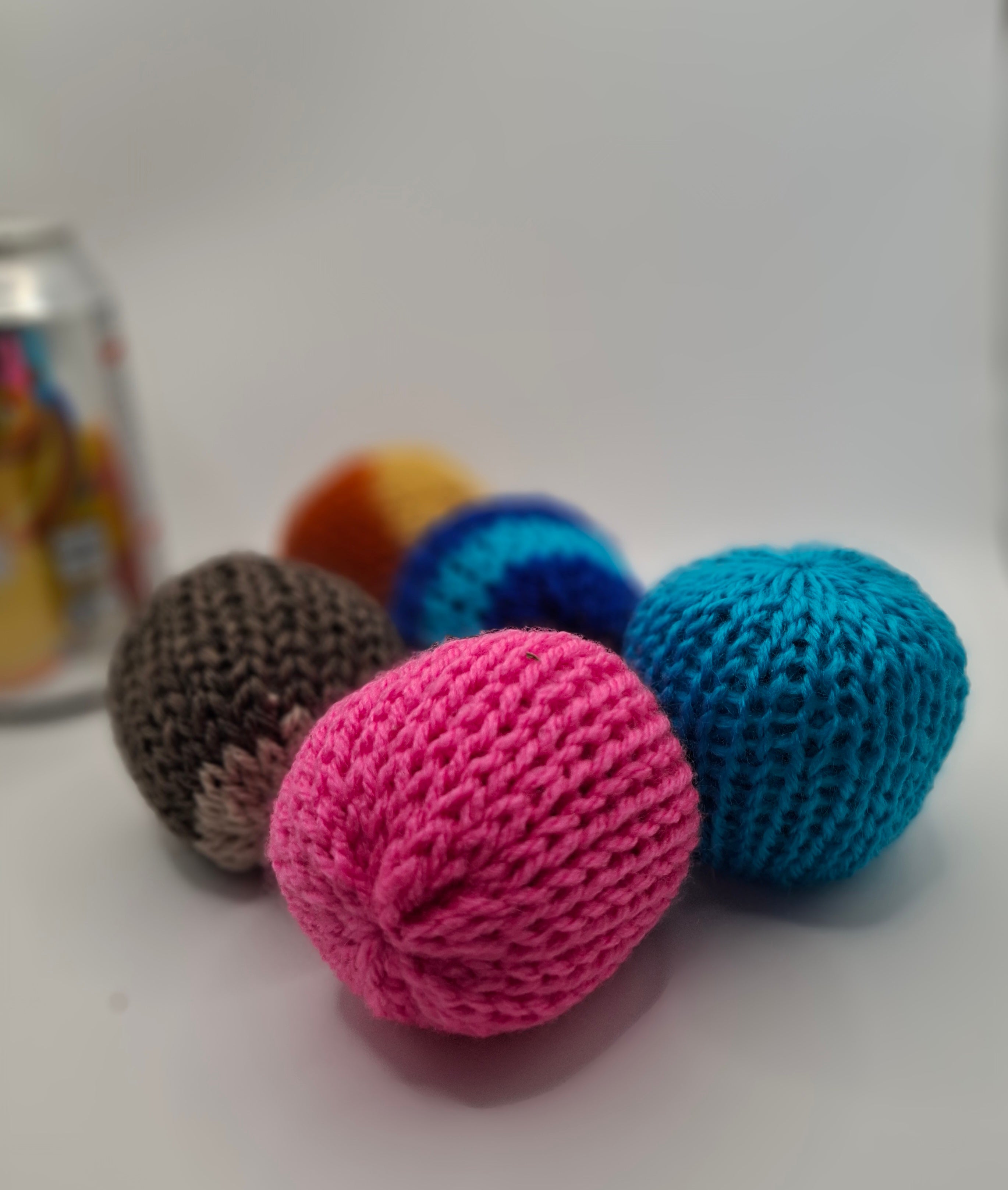 Knitted catnip ball