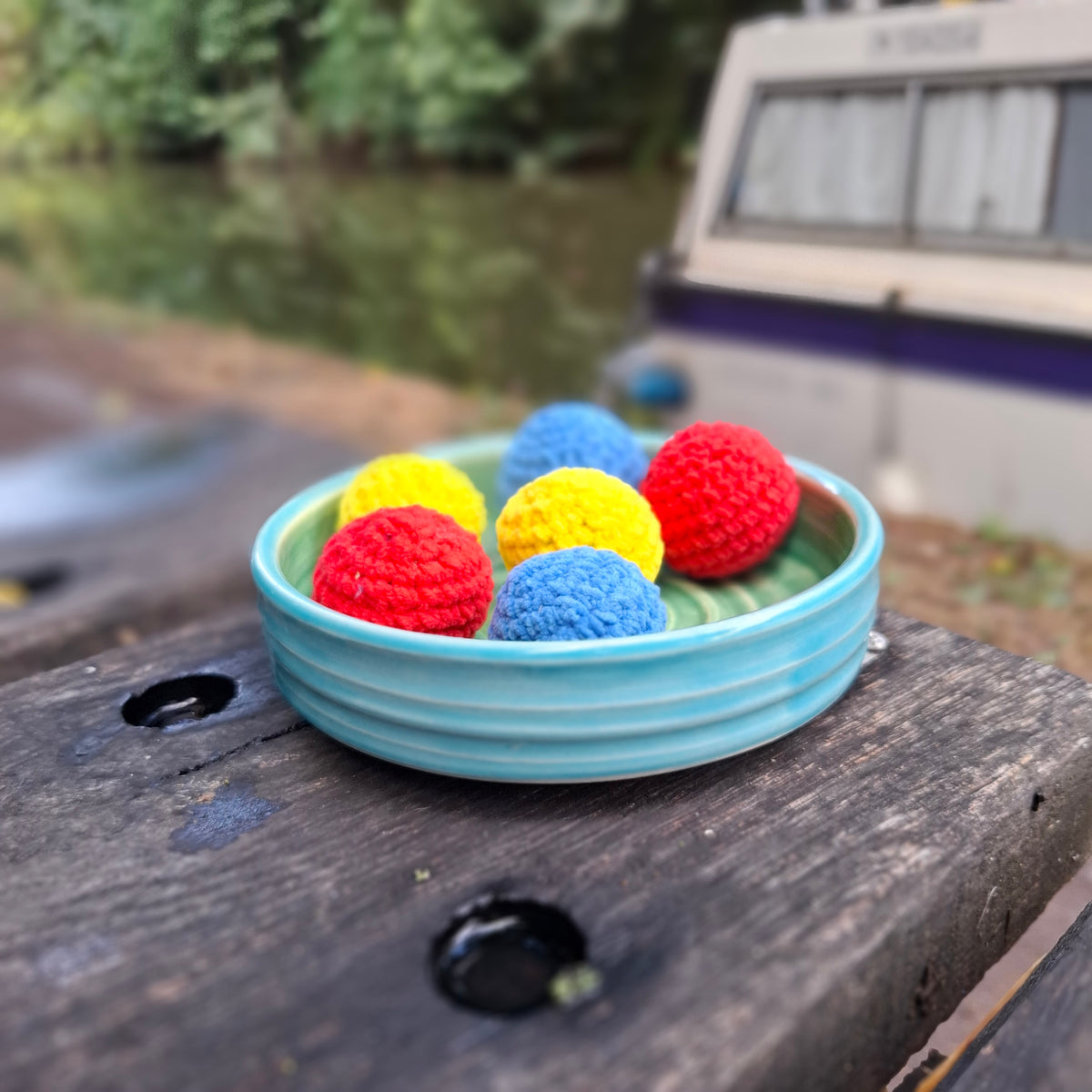 3 mini catnip balls