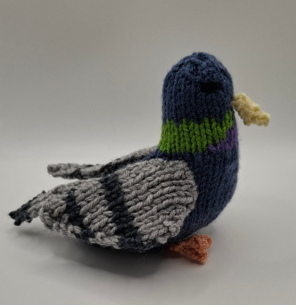 Knitted pigeon ornament