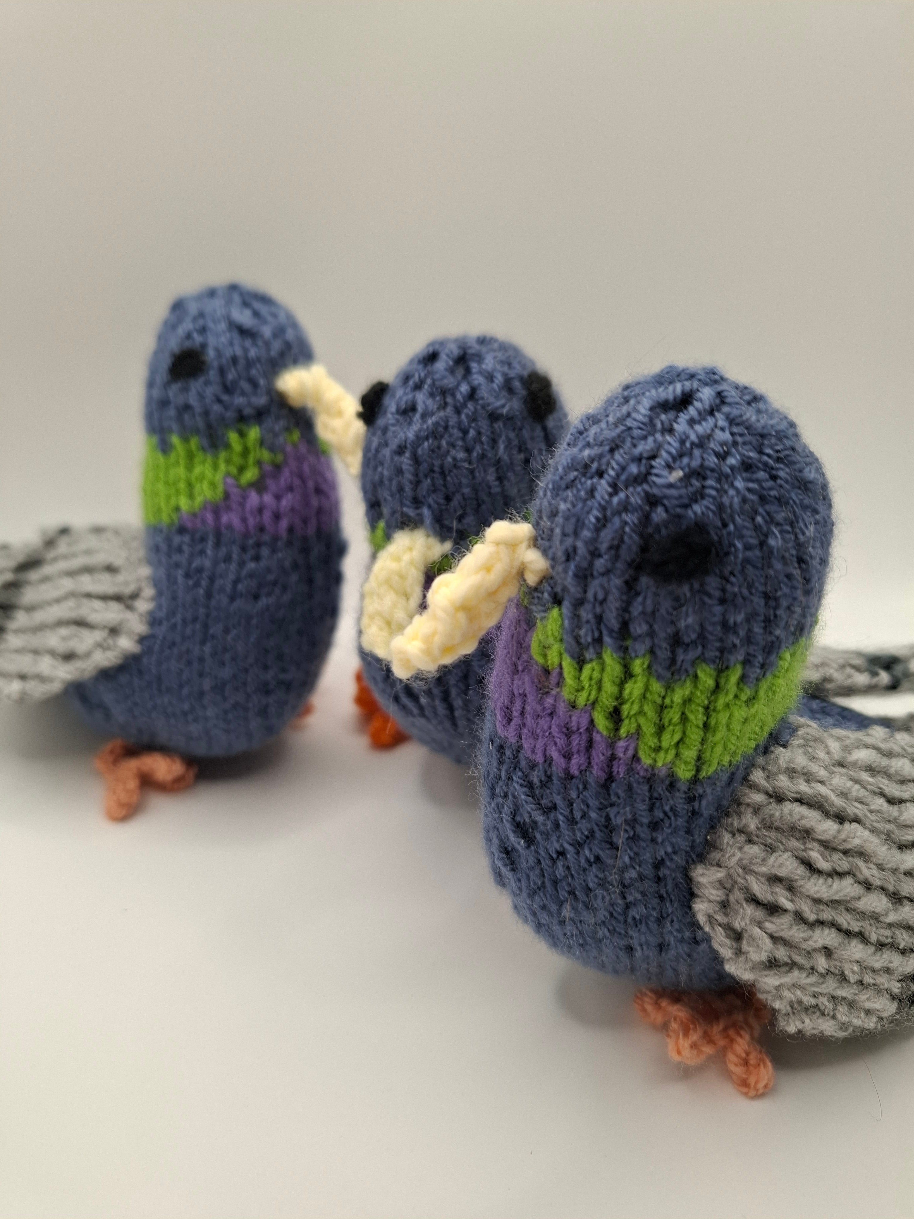 Knitted pigeon ornament